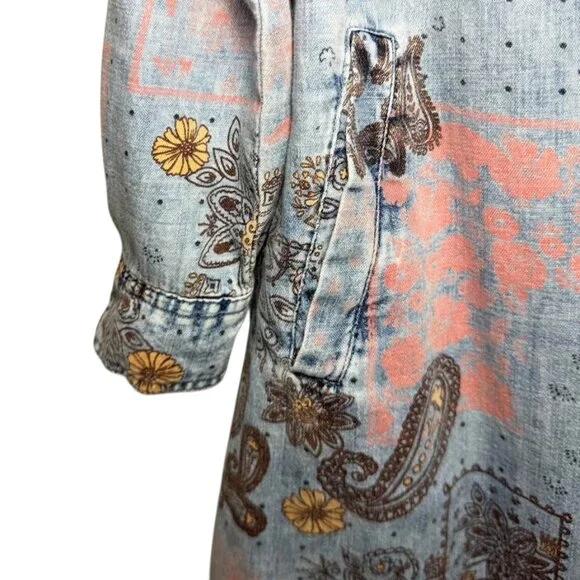 BILLY T Printed Bandana Print Denim Shirtdress - Picture 6 of 7